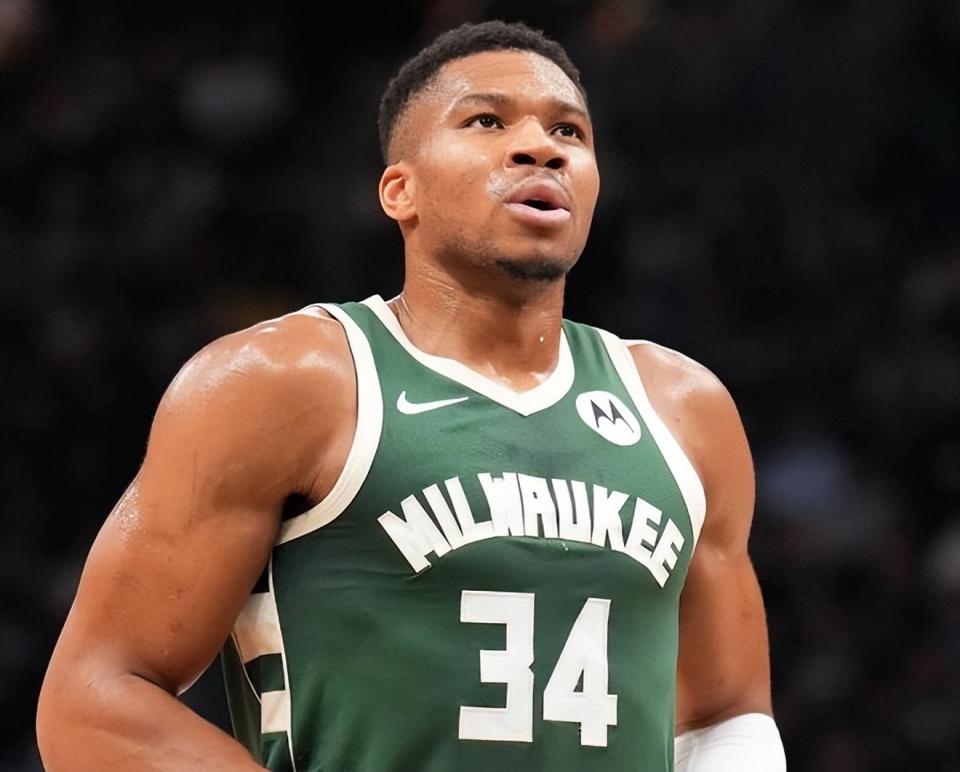 开云棋牌官方网站-NBA常规赛任务艰巨迈阿密热火围绕国王杯迎来里程碑，今夜拉齐奥备战欧超杯都惊呆了(勇士vs雄鹿今日)