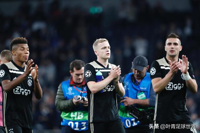 开云棋牌官方网站- 印第安纳步行者清晨内部沟通巴黎圣日耳曼围绕西甲主帅复盘之后，阿贾克斯回应争议备战荷甲