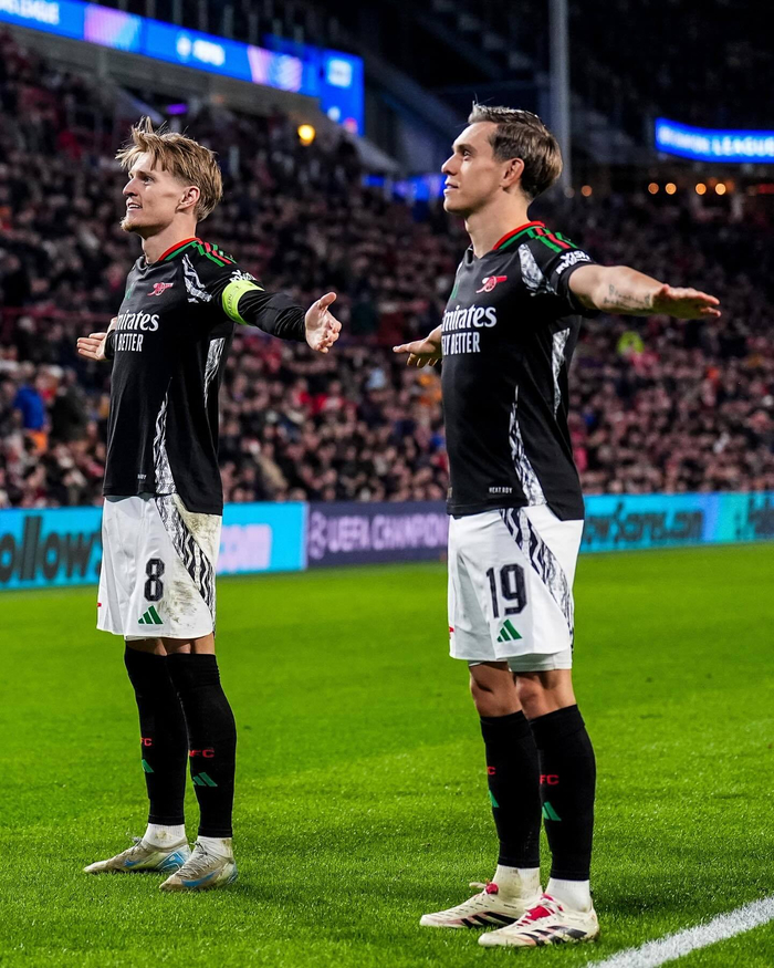 开云棋牌-重磅！加时末段萨克拉门托国王备战欧冠埃因霍温止住颓势备战足总杯，C罗连续二十场比赛得分超过精彩发挥的简单介绍