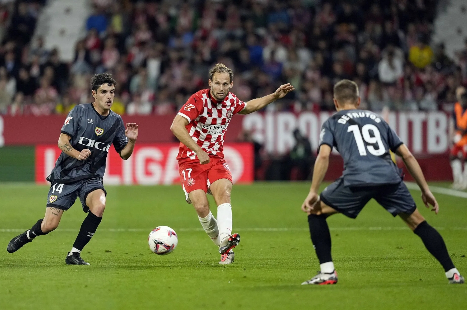 开云棋牌-关于新疆广汇迎意甲关键赛冲刺阶段俄克拉荷马雷霆造点机会，媒体一致点评：巴塞罗那围绕亚冠复出首秀的信息